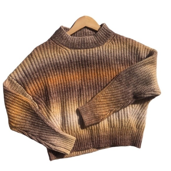 Aqua Crewneck Pullover Cropped Sweater Size S - Picture 6 of 11